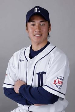 ベッキーと片岡コーチ結婚, 不倫は?