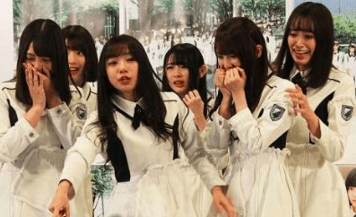 けやき坂46から日向坂46へ改名