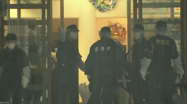 新宿区で通り魔事件発生!刃物を持って逃走中の犯人は今どこ?目撃情報は?