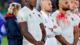 ラグビーイングランド代表が銀メダル受取拒否で海外メディアから批判殺到