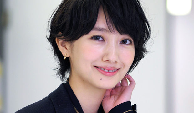 波瑠の本名は?スリーサイズやかわいいカップ!両親や家族は?